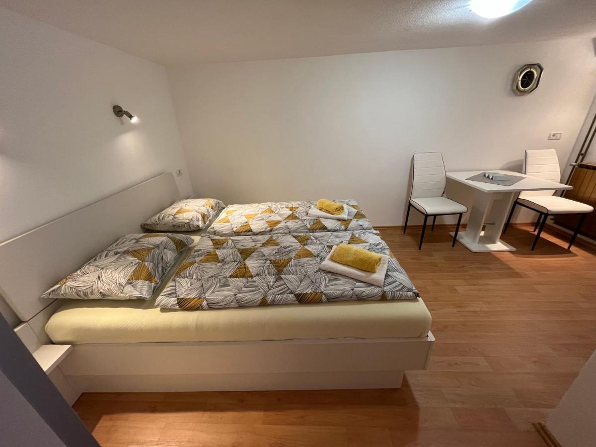 Apartmaji In Sobe Cuder Soca Exterior photo