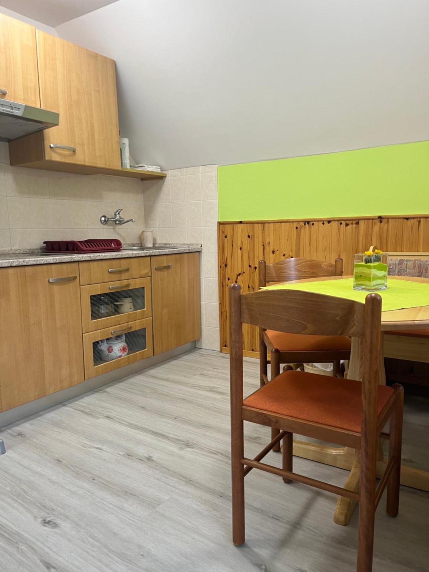 Apartmaji In Sobe Cuder Soca Room photo